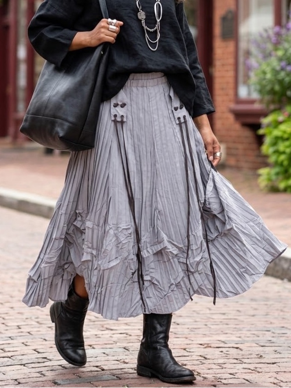 SAGA Gray Pleated Lagenlook / Avant-Garde Midi Skirt, Size 2